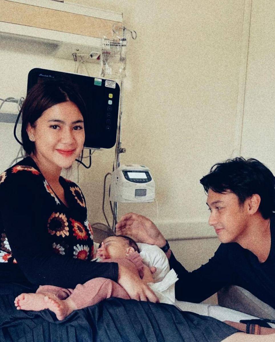 potret liburan Felicya Angelista dan Hito Caesar (instagram.com/felicyangelista_)