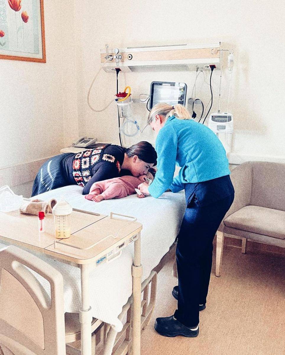 potret liburan Felicya Angelista dan Hito Caesar (instagram.com/felicyangelista_)