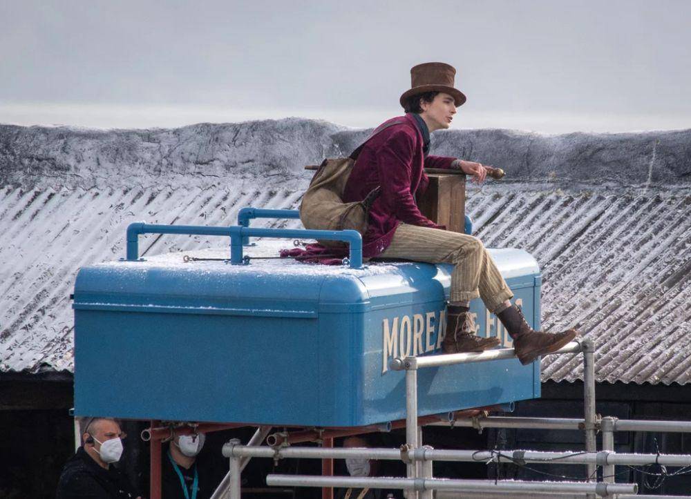 Timothee Chalamet mulai syuting Wonka sejak Oktober 2021 (twitter.com/wonka_news)