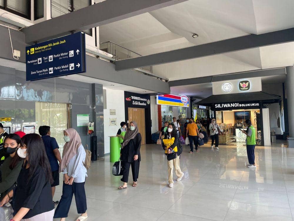 Suasana Stasiun Surabaya Gubeng. Dok. Daop 8 Surabaya.