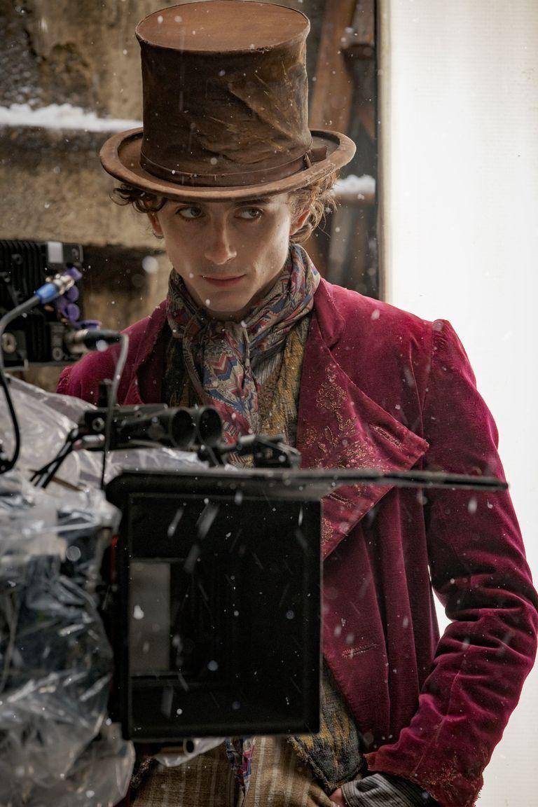 Timothee Chalamet di lokasi syuting film Wonka (twitter.com/wonka_news)