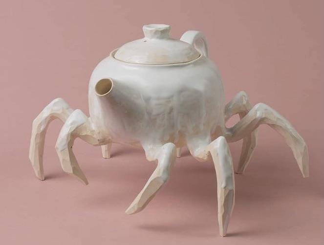 potret teko teh desain nyeleneh (reddit.com/user/Dawuuud)