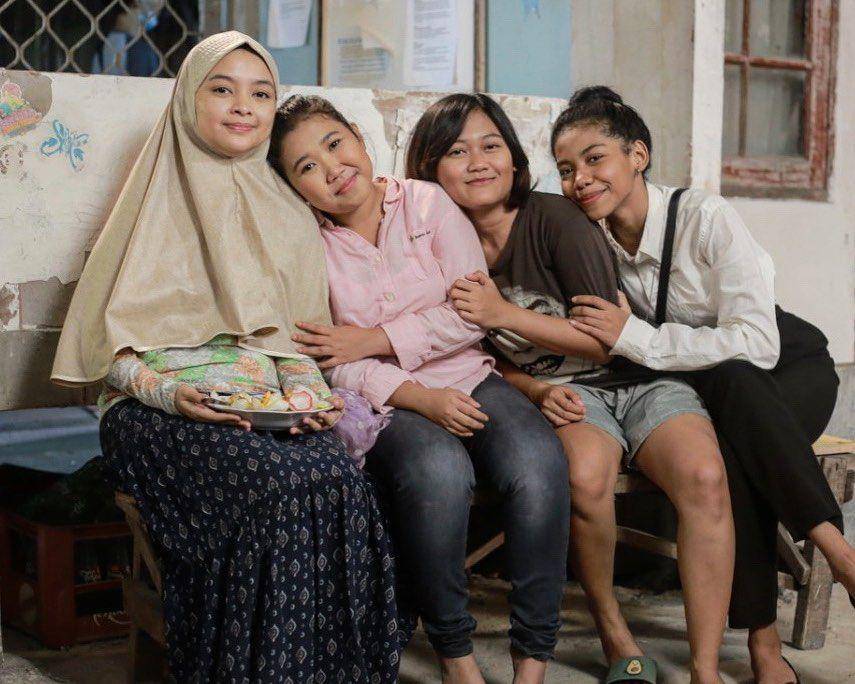 Imperfect the Series (dok. Starvision Plus/Imperfect the Series)