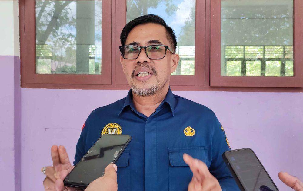 Kepala Bidang Metrologi dan Perlindungan Konsumen pada Disperindag Mimika, Suharso. (IDN Times/Endy Langobelen)