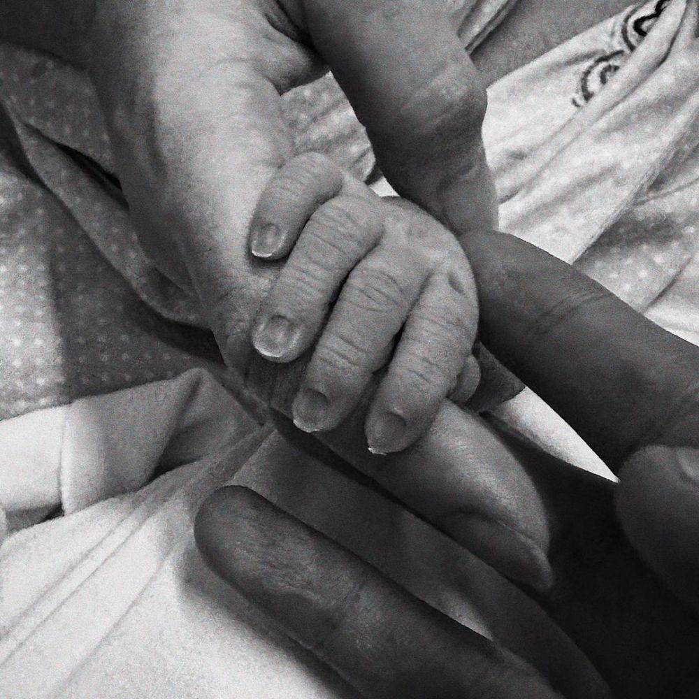 kelahiran anak pertama Julian dan Mirriam (instagram.com/julianjacs)