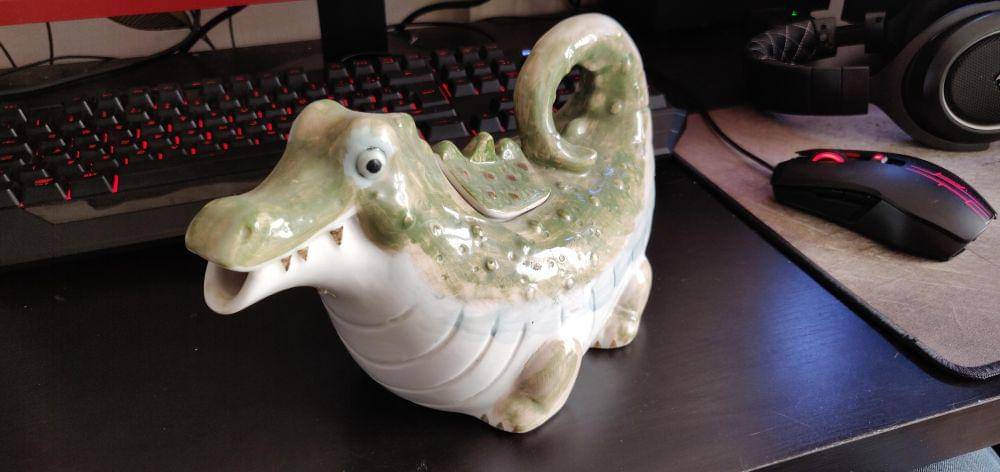 potret teko teh desain nyeleneh (reddit.com/user/beech1987)