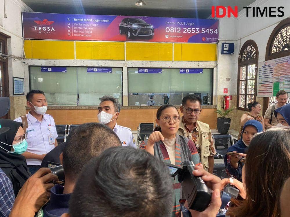 KAI DAOP 8 Tambah Perjalanan KA Commuter, Waktu Makin Singkat