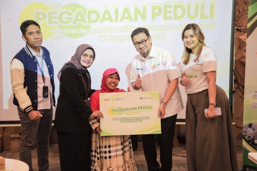 PT Pegadaian bekerja sama dengan Alunjiva Indonesia memberikan pelatihan kewirausahaan untuk wirausaha disabilitas di Rumah BUMN Surabaya, Senin (22/8). (Dok. Pegadaian)