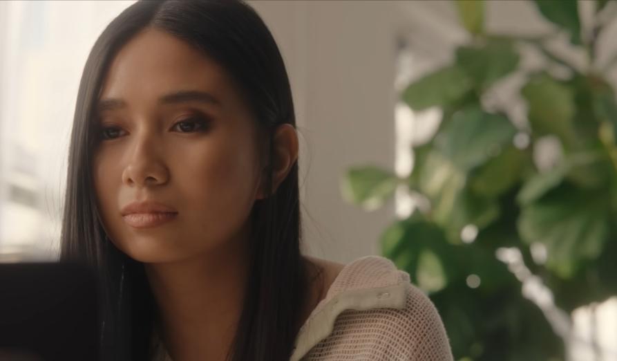 Viral di TikTok, Lirik dan Makna Lagu Backburner dari NIKI
