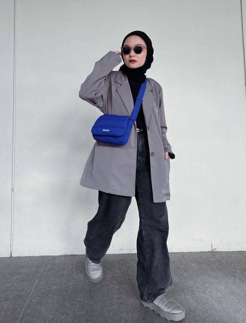 Ootd formal hijab boyish (instagram.com/sorayaulfa15)