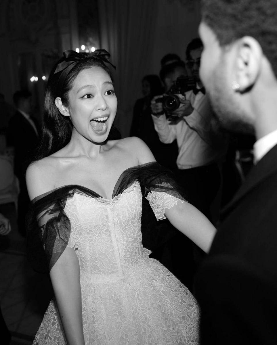 Jennie BLACKPINK di Cannes 2023 (instagram.com/theidol)