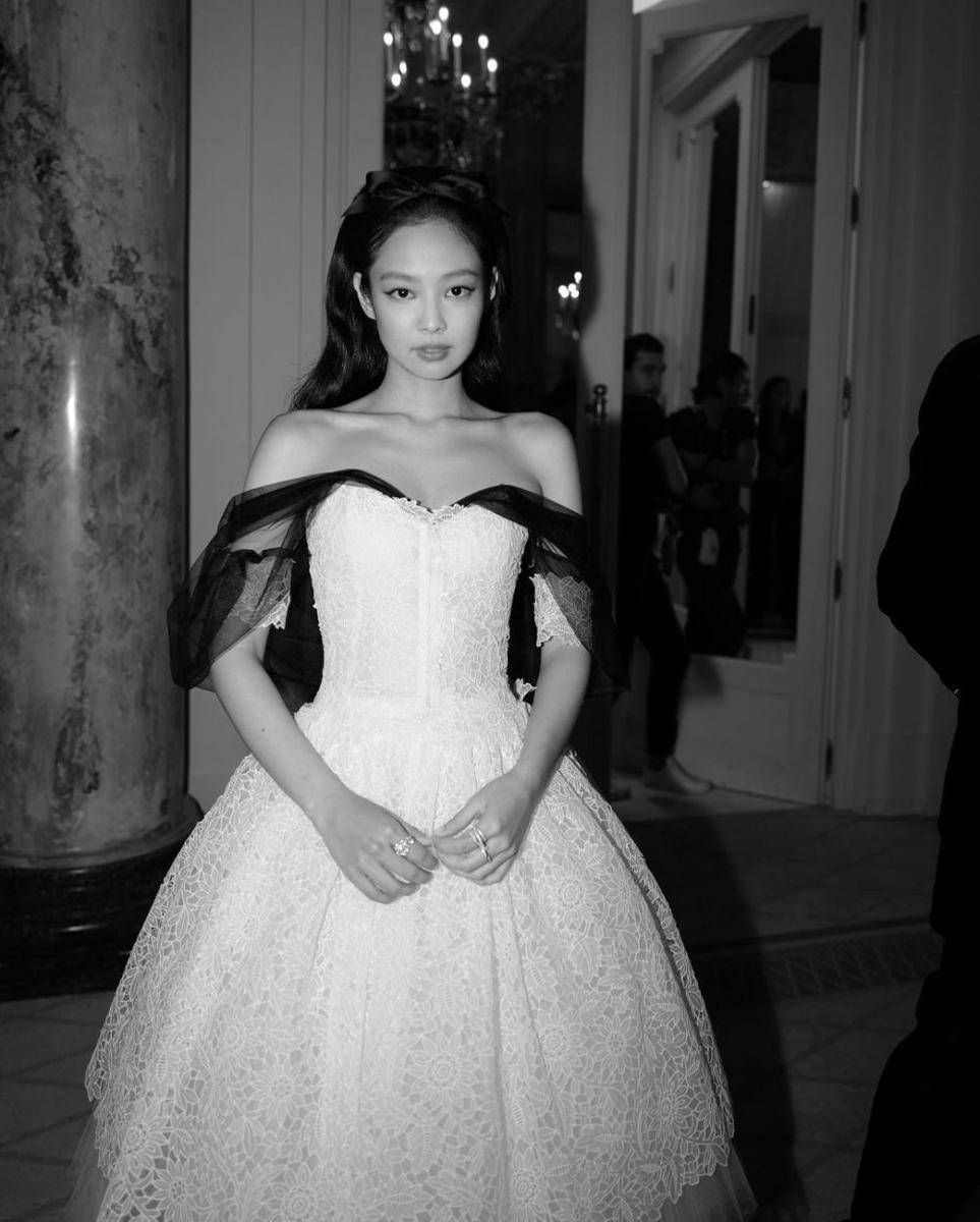 Jennie BLACKPINK di Cannes 2023 (instagram.com/theidol)