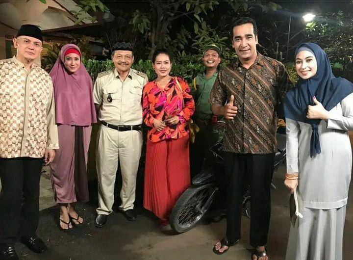 Potret Eeng Saptahadi dan rekan artis (instagram.com/aldobamar)