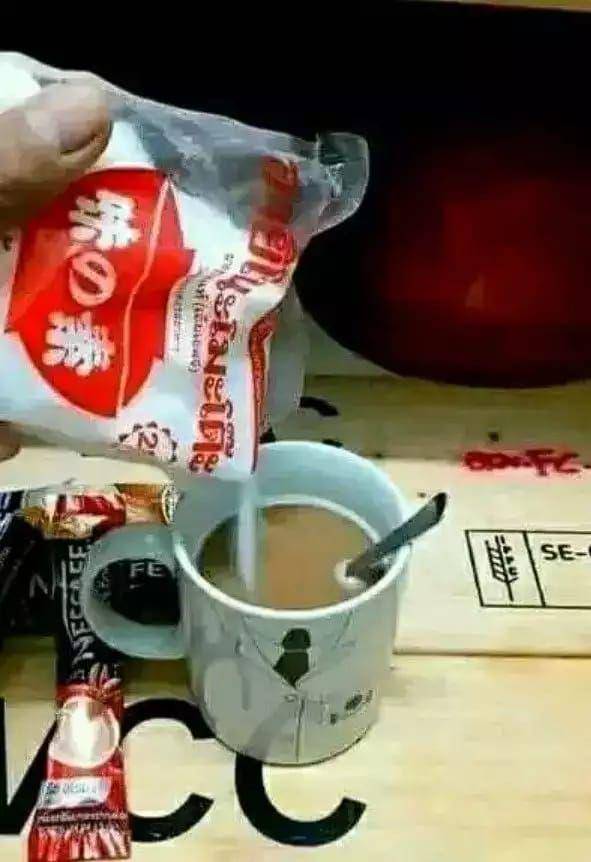 momen kocak di warung kopi (reddit.com/r/seinfeld)