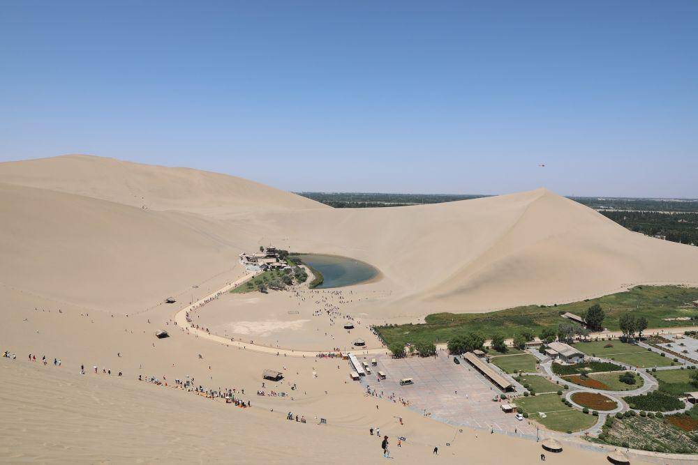 Singing Sands Dunes, Dunhuang (pixabay.com/nickcool)