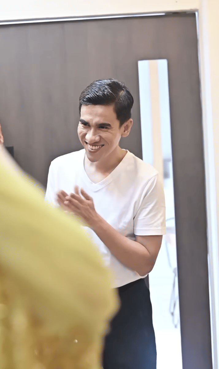 momen Enzy Storia perdana lihat kebaya pengantinnya (instagram.com/didietmaulana)