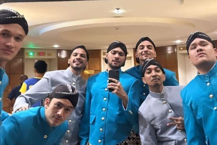 7 Potret Gagah Refal Hady Jadi Pagar Bagus di Malaysia, Bikin Meleyot!