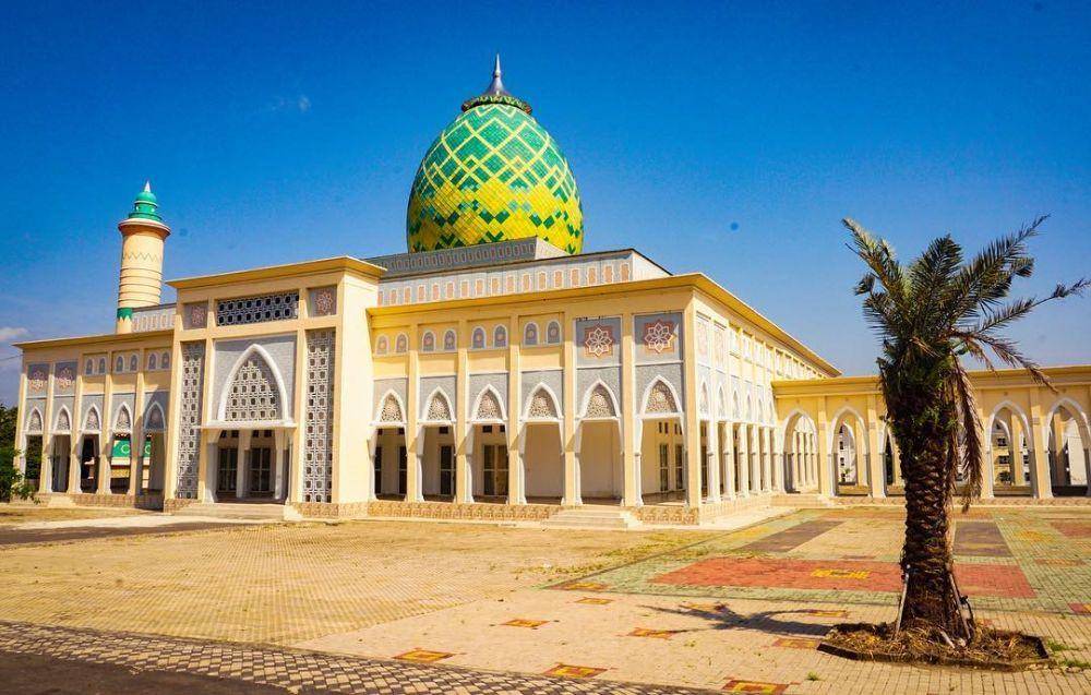 Islamic Center Prabumulih, Sumatra Selatan (instagram.com/jovieyunara)