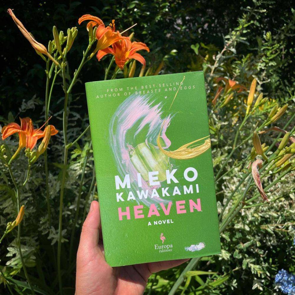 novel Heaven (instagram.com/europaeditions)