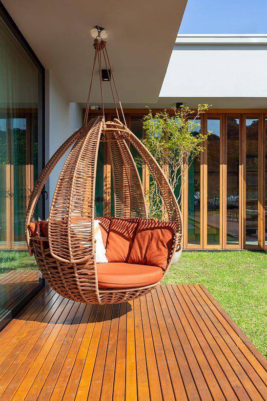 Potret kursi gantung (pinterest.com/landhi_br)