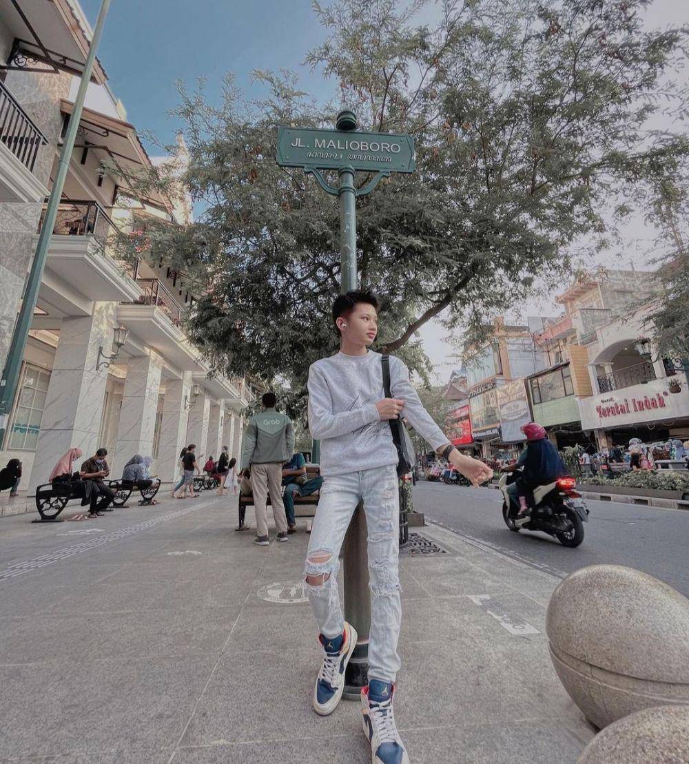 Gilbert Novochi (instagram.com/gilbert.novochi)