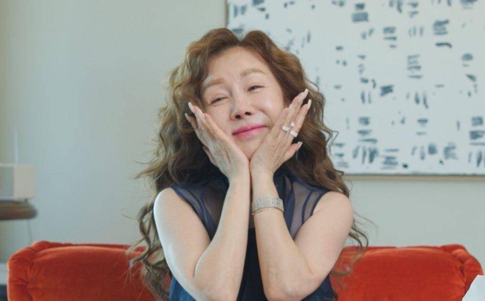 Park Joon Geum (instagram.com/pinkjungum)