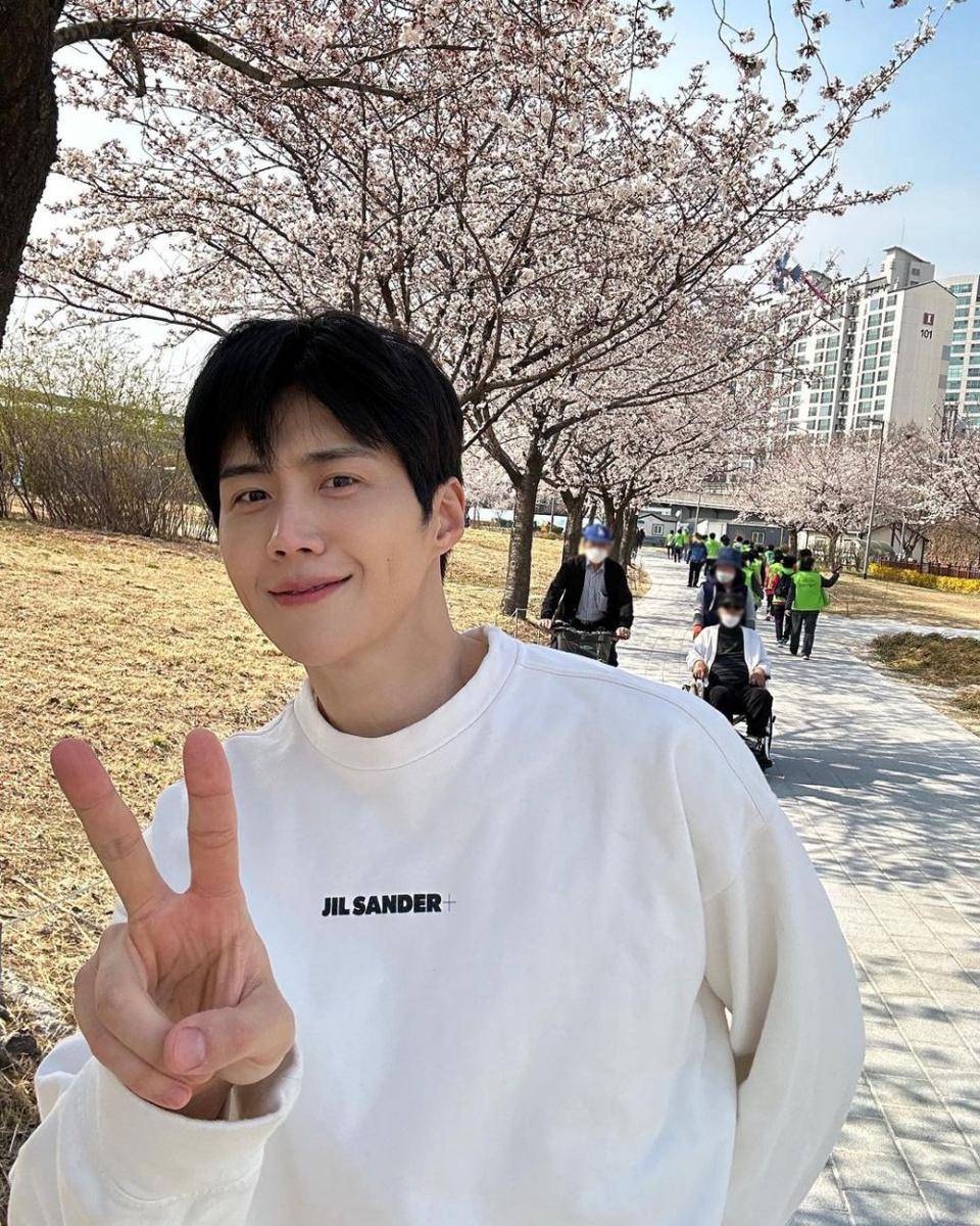 potret Kim Seon Ho (instagram.com/seonho__kim)