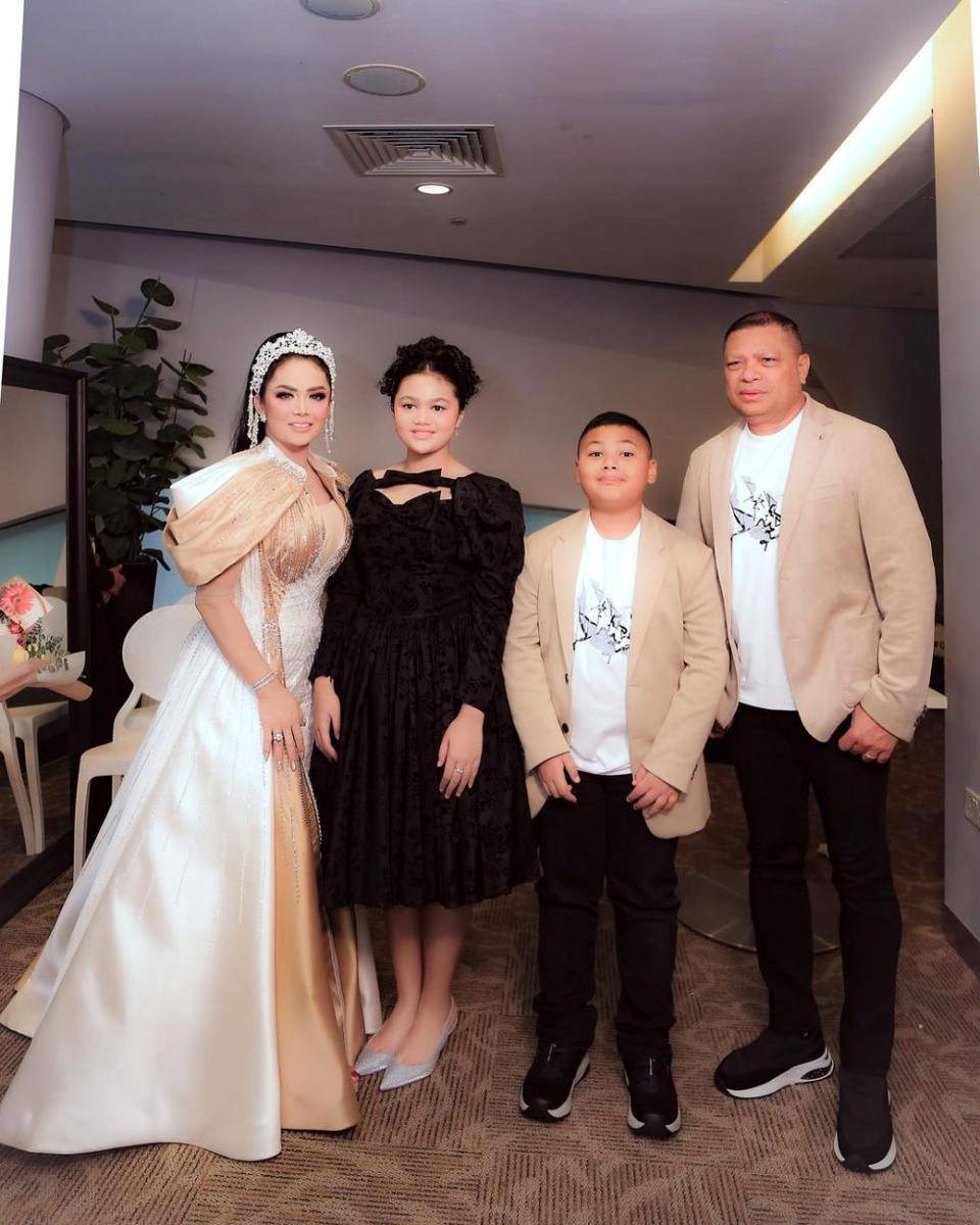 momen konser Krisdayanti di Singapura (instagram.com/krisdayantilemos)