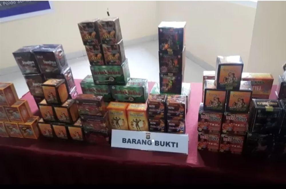 Puluhan Ribu Obat Kuat Tanpa Izin Edar Dijual Bebas di Pasar Sekayu