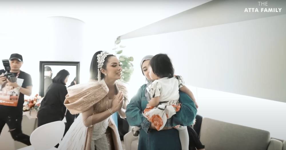 momen Ameena ikut manggung di konser Kris Dayanti (youtube.com/attahalilintar)