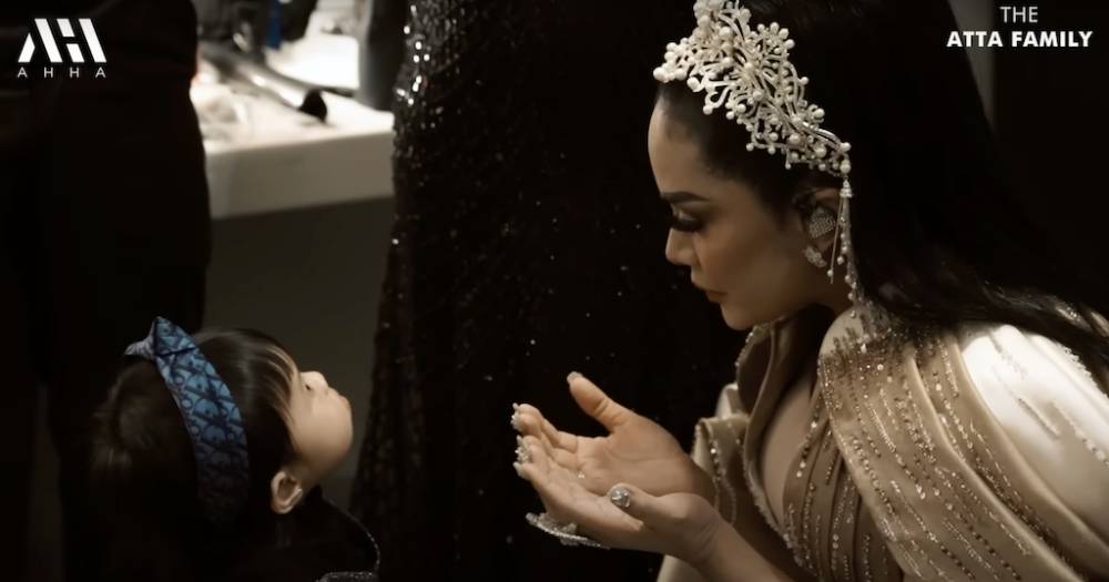 momen Ameena ikut manggung di konser Kris Dayanti (youtube.com/attahalilintar)