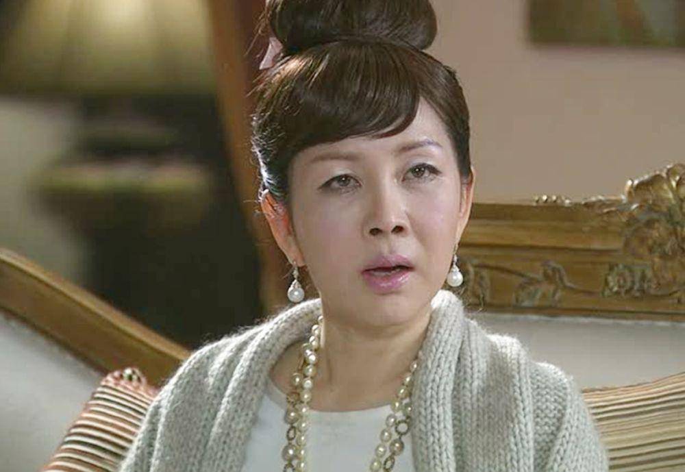 Park Joon Geum dalam drama Secret Garden (dok. SBS/Secret Garden)