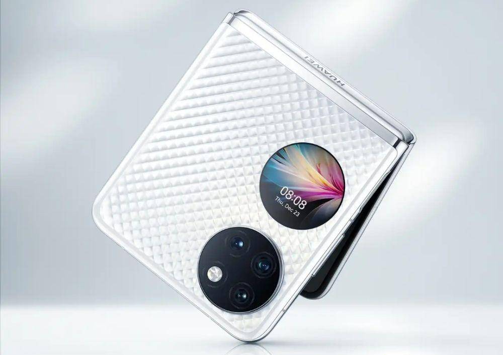 potret Huawei P50 Pocket (consumer.huawei.com)