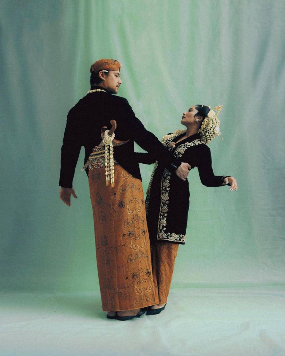 potret Tara Basro dan suami (instagram.com/tarabasro)