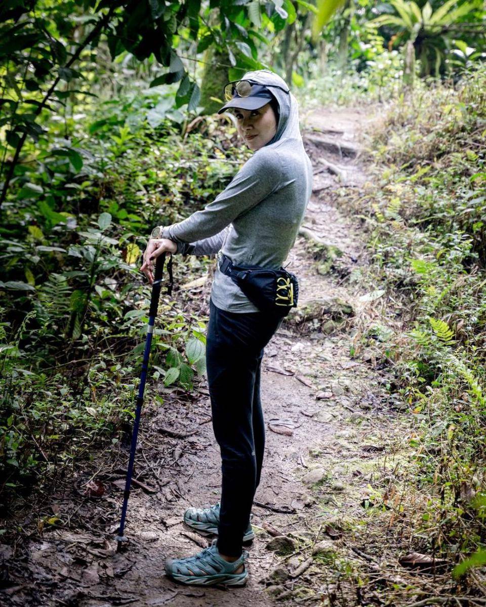 potret Olla Ramlan tracking di curug (instagram.com/ollaramlan)