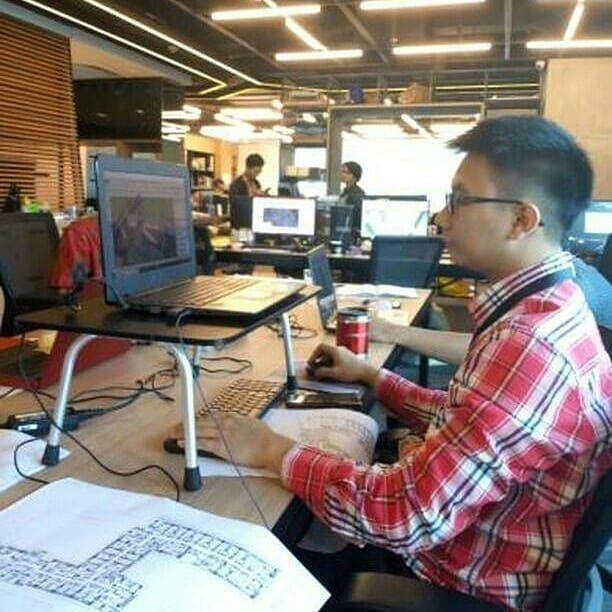 potret stand laptop yang gak biasa (twitter.com/fbreceh)
