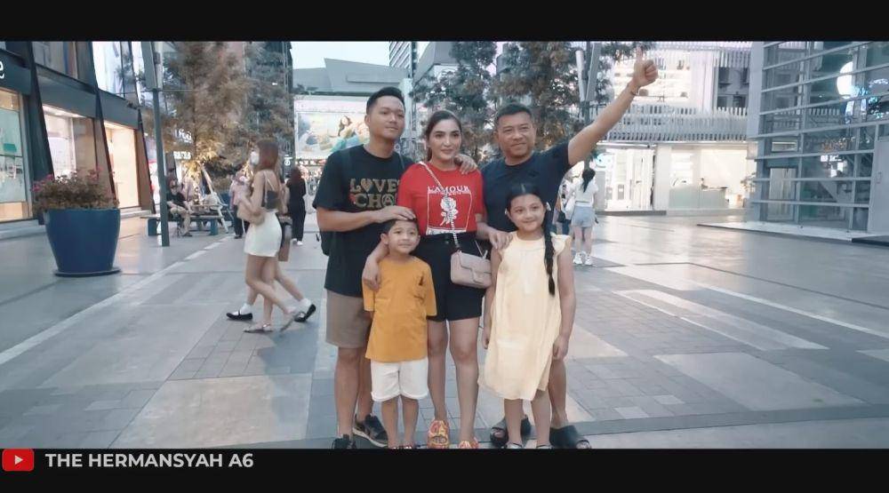 Suteng bertemu artis Thailand (YouTube.com/The Hermansyah A6)