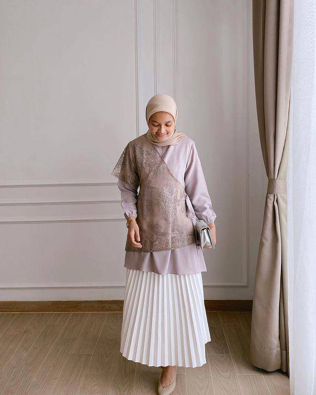 Potret OOTD (Instagram.com/alaekabachir)