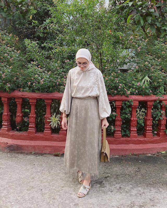 Potret OOTD (Instagram.com/alaekabachir)