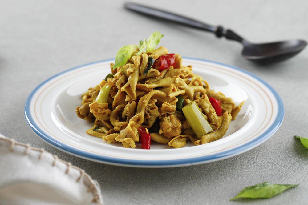 Resep Tumis Usus Ayam Bumbu Kuning, Rempahnya Endul Pol!