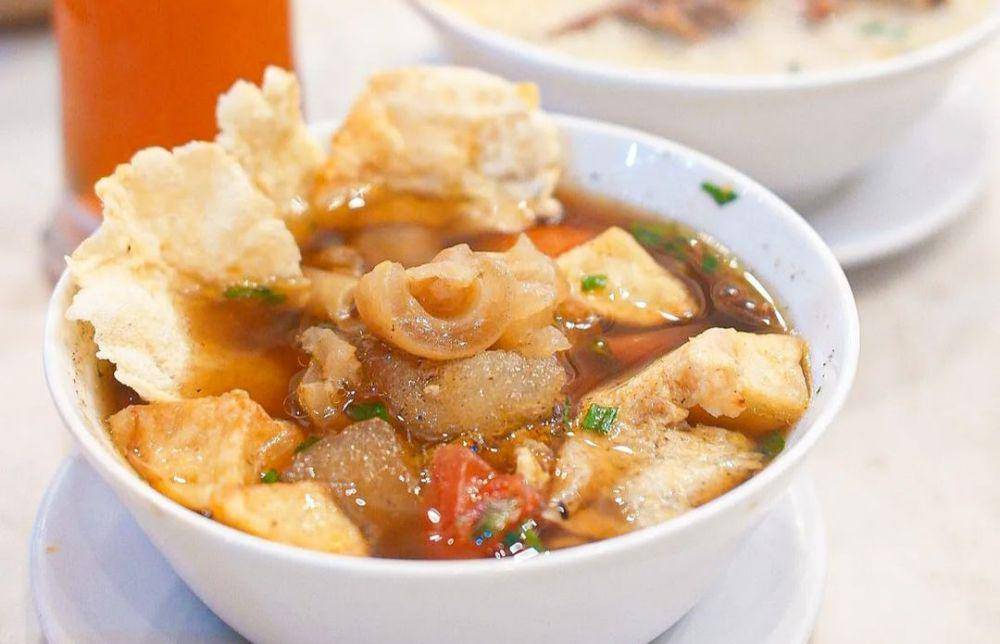 ilustrasi sop kikil kuah asam (instagram.com/chopbuntut)