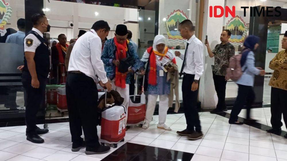 Jemaah haji Embarkasi Solo. (IDN Times/Larasati Rey)