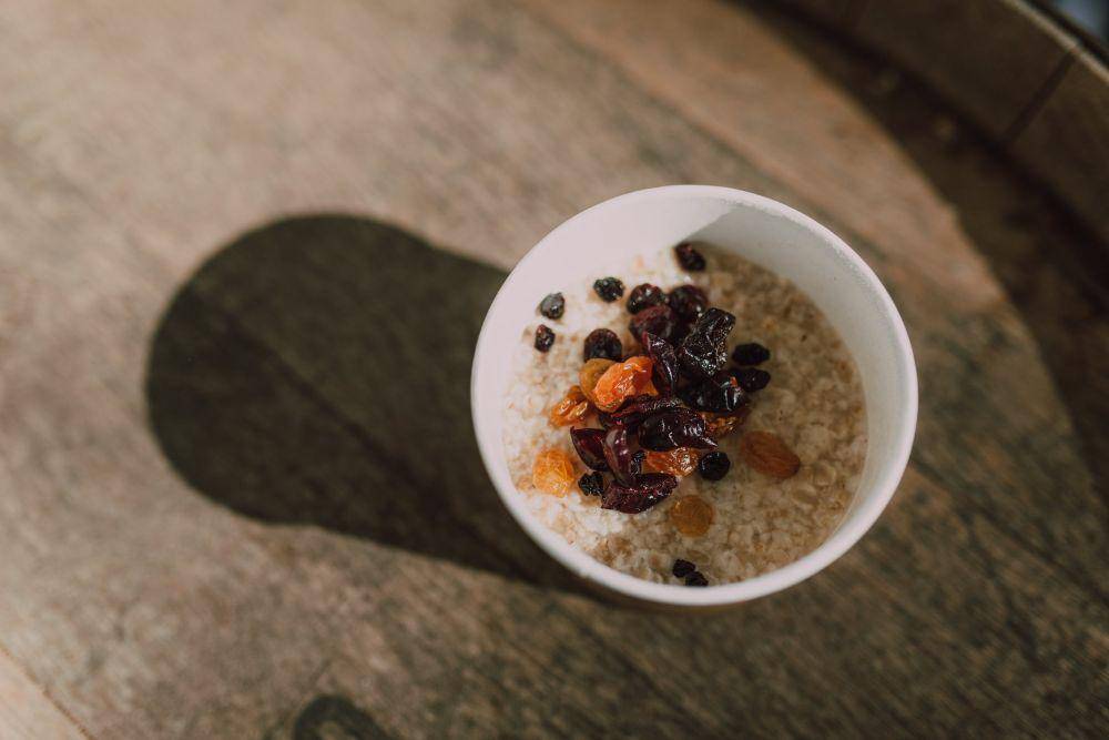 oatmeal raisin (pexels.com/id-id/@rdne)
