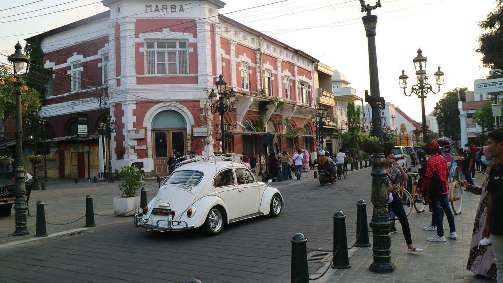 10 Spot Belanja Oleh-oleh di Semarang, Wajib Mampir!