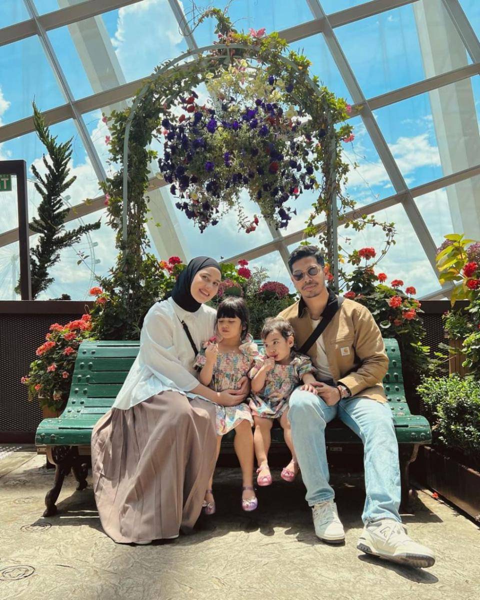 potret keluarga Muhamad Putra Setia (instagram.com/dwihandaanda)