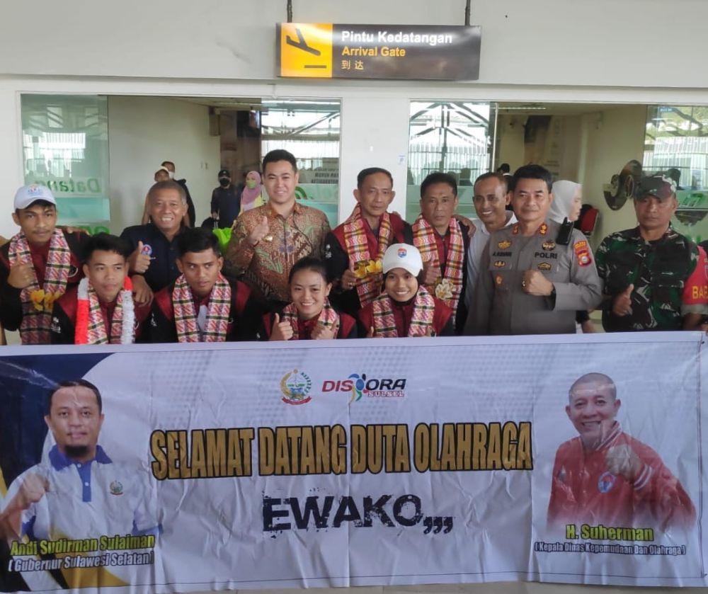 Enam Atlet Takraw Peraih Medali SEA Games 2023 Tiba di Makassar