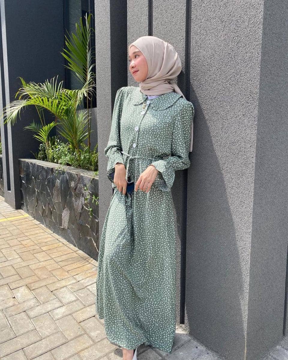 referensi daily outfit ala Astri Ratnasari (instagram.com/nasariastri)
