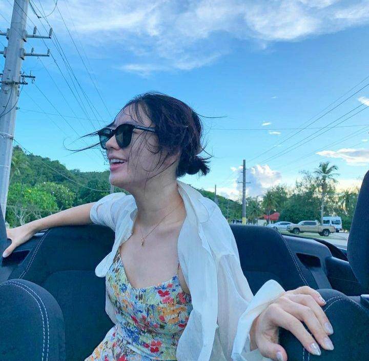 OOTD Ahn Eun Jin (instagram.com/eunjin___a)