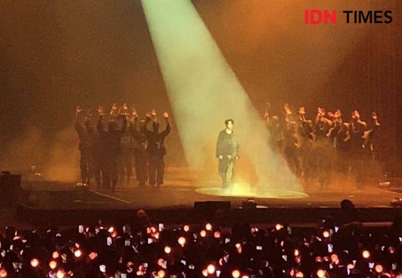 konser Suga BTS hari kedua di Indonesia (dok.IDN Times/Stephanie Risyana)