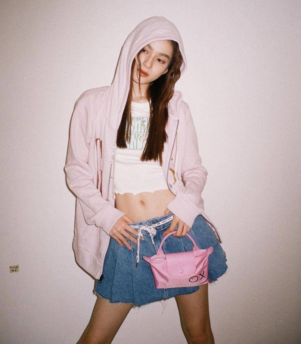 Prim Chanikarn (instagram.com/primiily)